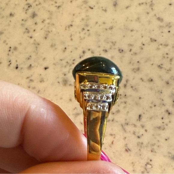 Vintage 925 Gold-Tone Sterling Ring Size 8 Green Cat’s Eye Cabochon - Picture 3 of 7